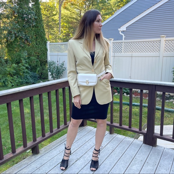 FURLA Mini Belt Bag/cross/shoulder Bag light white SOFT leather. AUTHENTIC! - Picture 2 of 12